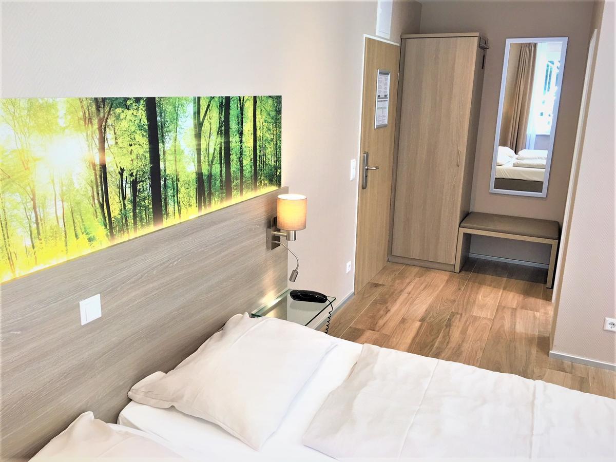 Hotel Scheid Schriesheim Bagian luar foto