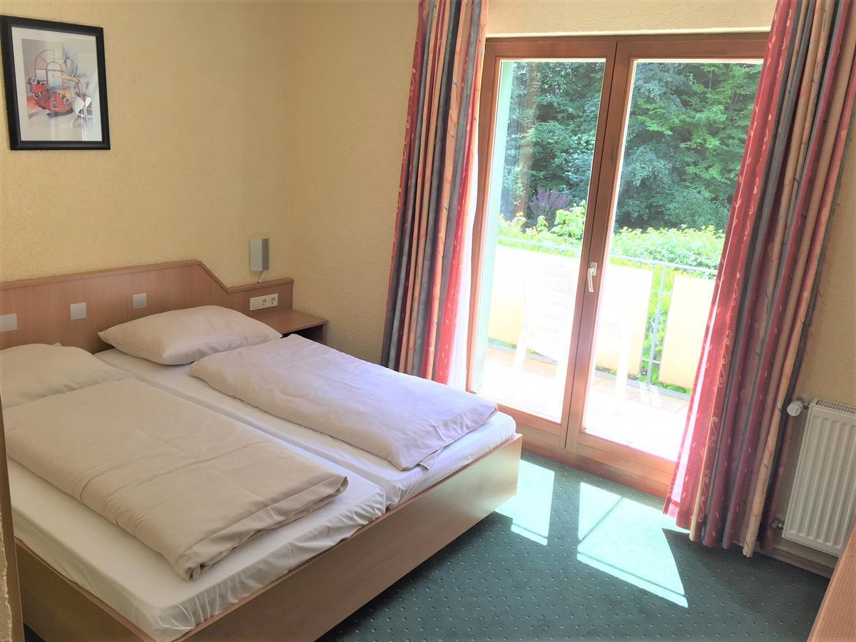Hotel Scheid Schriesheim Bagian luar foto